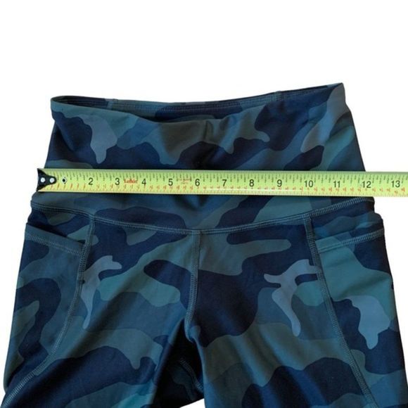 Old Navy Active Elevate Leggings Size Small - Picture 8 of 11